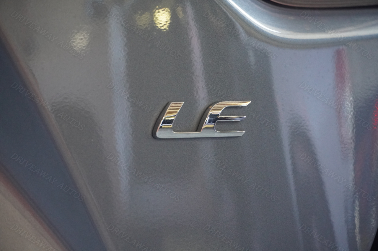 Toyota Corolla LE CVT (Natl) 2024 Toyota Corolla LE CVT (Natl) 2024