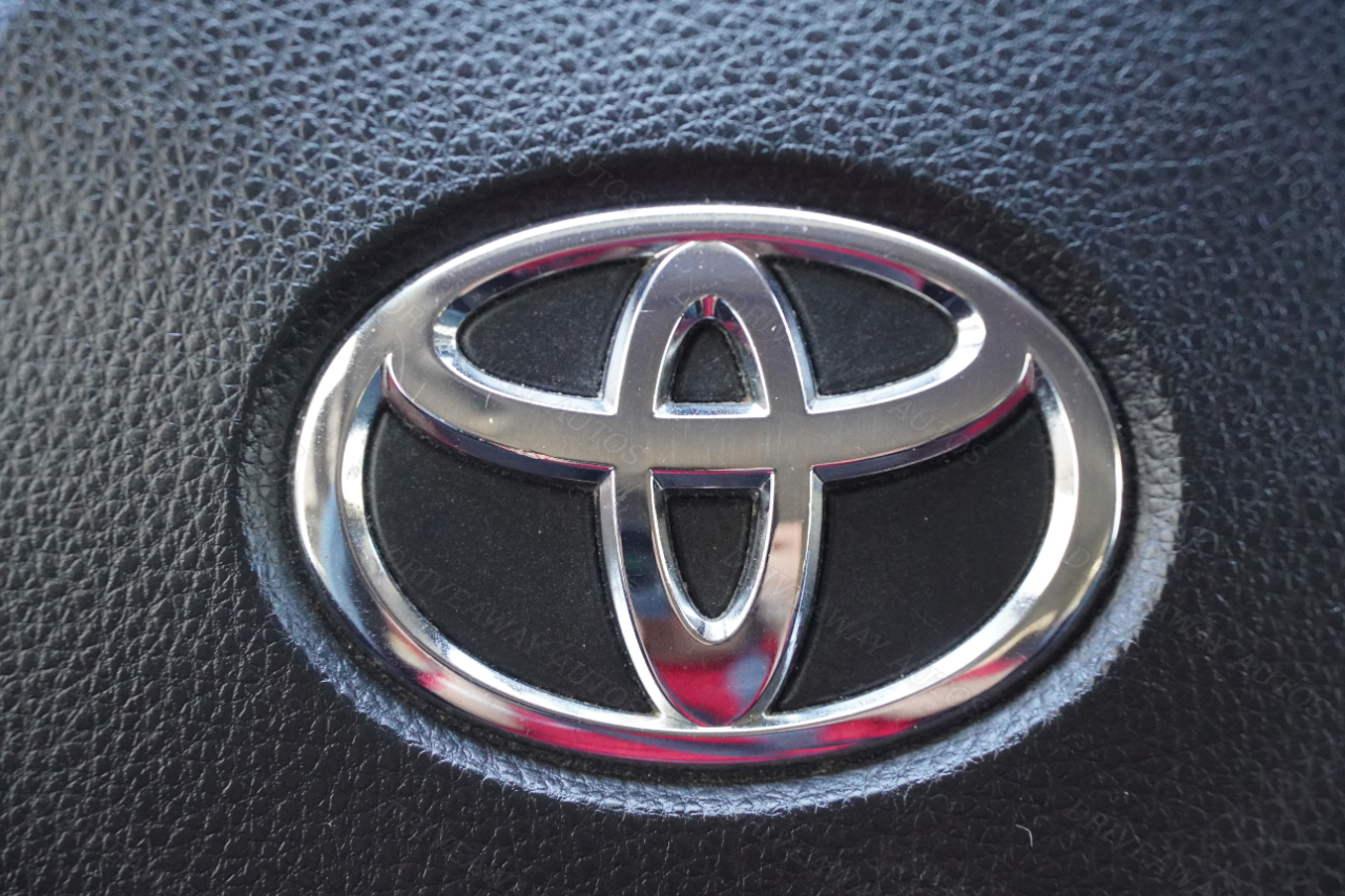 Toyota Corolla LE CVT (Natl) 2021 Toyota Corolla LE CVT (Natl) 2021