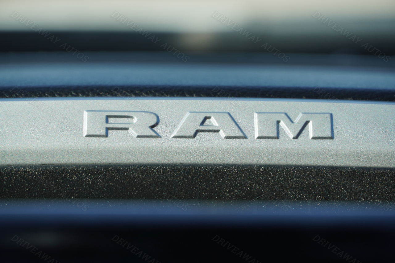 RAM 1500 Lone Star 4x2 Quad Cab 6'4" Box 2022 RAM 1500 Lone Star 4x2 Quad Cab 6'4" Box 2022