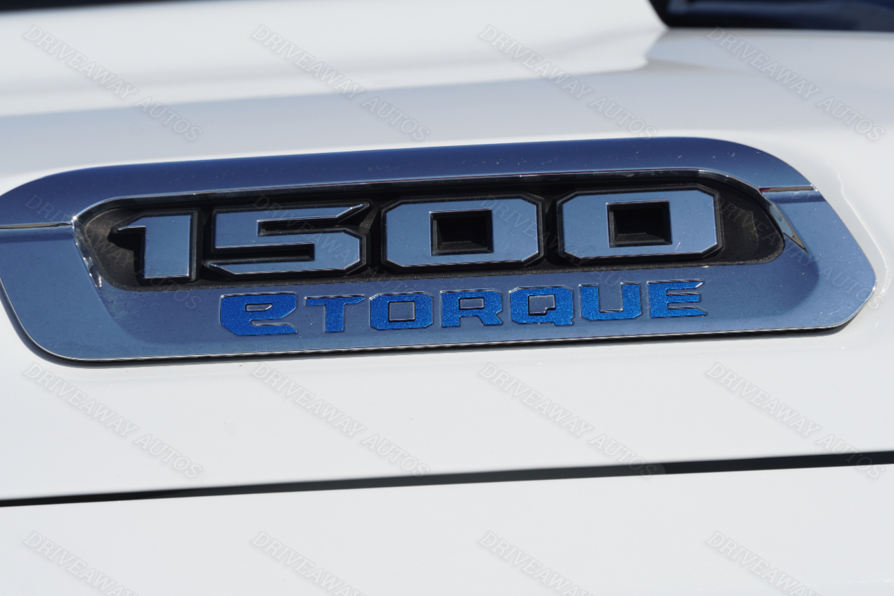 RAM 1500 Lone Star 4x2 Quad Cab 6'4" Box 2022 RAM 1500 Lone Star 4x2 Quad Cab 6'4" Box 2022