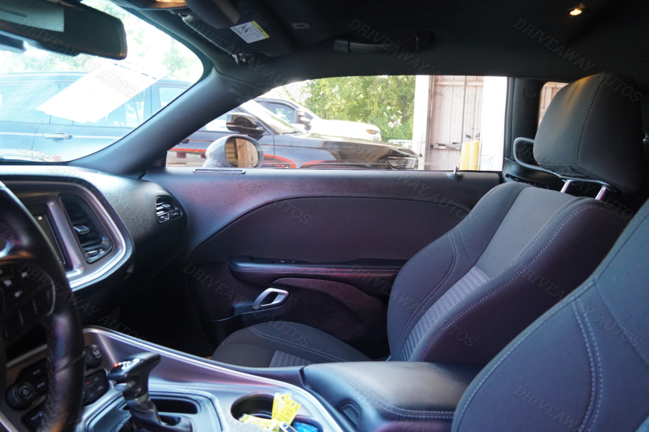 Dodge Challenger SXT RWD 2022 Dodge Challenger SXT RWD 2022