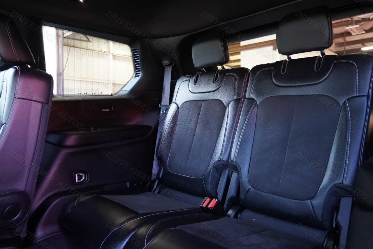 Jeep Grand Cherokee L Altitude 4x4 2023 Jeep Grand Cherokee L Altitude 4x4 2023