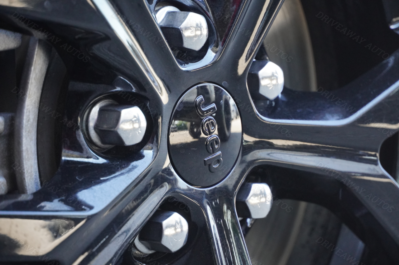 Jeep Grand Cherokee L Altitude 4x4 2024 Jeep Grand Cherokee L Altitude 4x4 2024