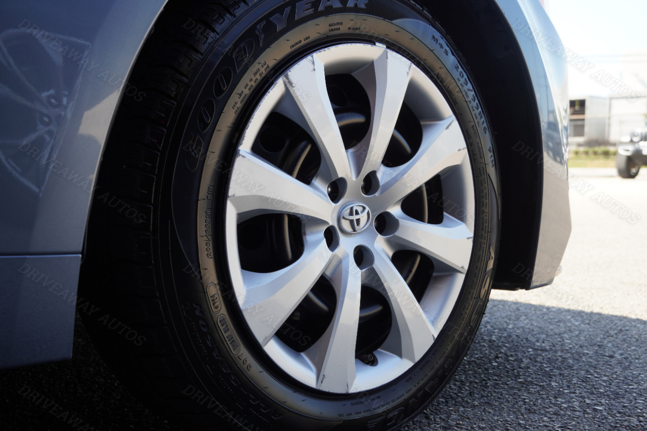 Toyota Corolla LE CVT (Natl) 2023 Toyota Corolla LE CVT (Natl) 2023