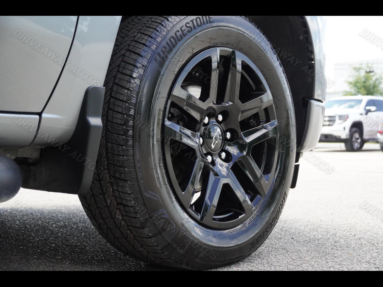 Chevrolet Silverado 1500 4WD Crew Cab 147" RST 2023