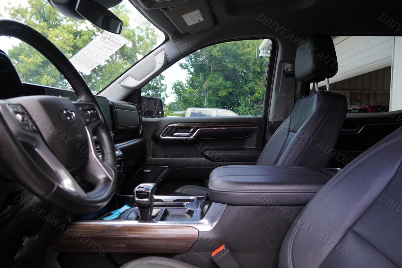 Chevrolet Silverado 1500 4WD Crew Cab 147" RST 2023