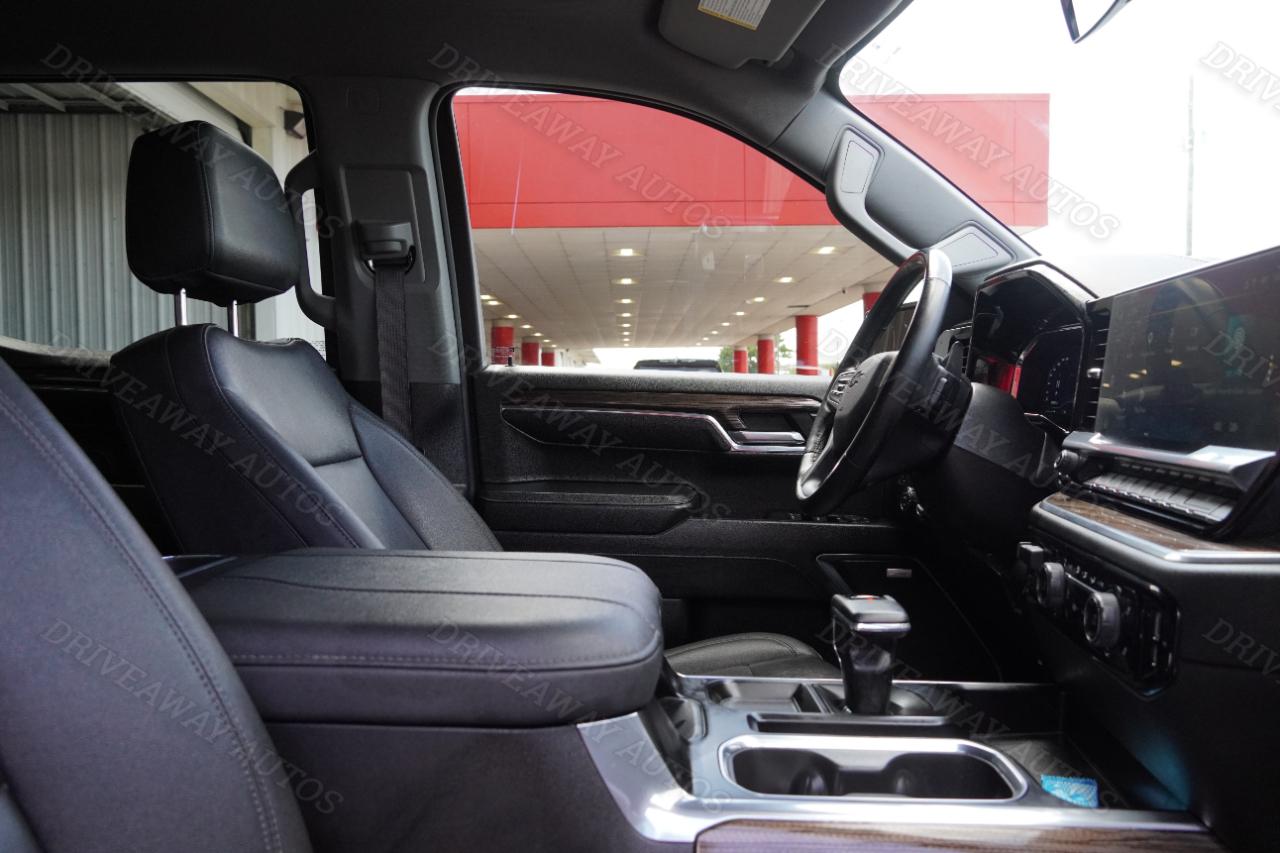 Chevrolet Silverado 1500 4WD Crew Cab 147" RST 2023