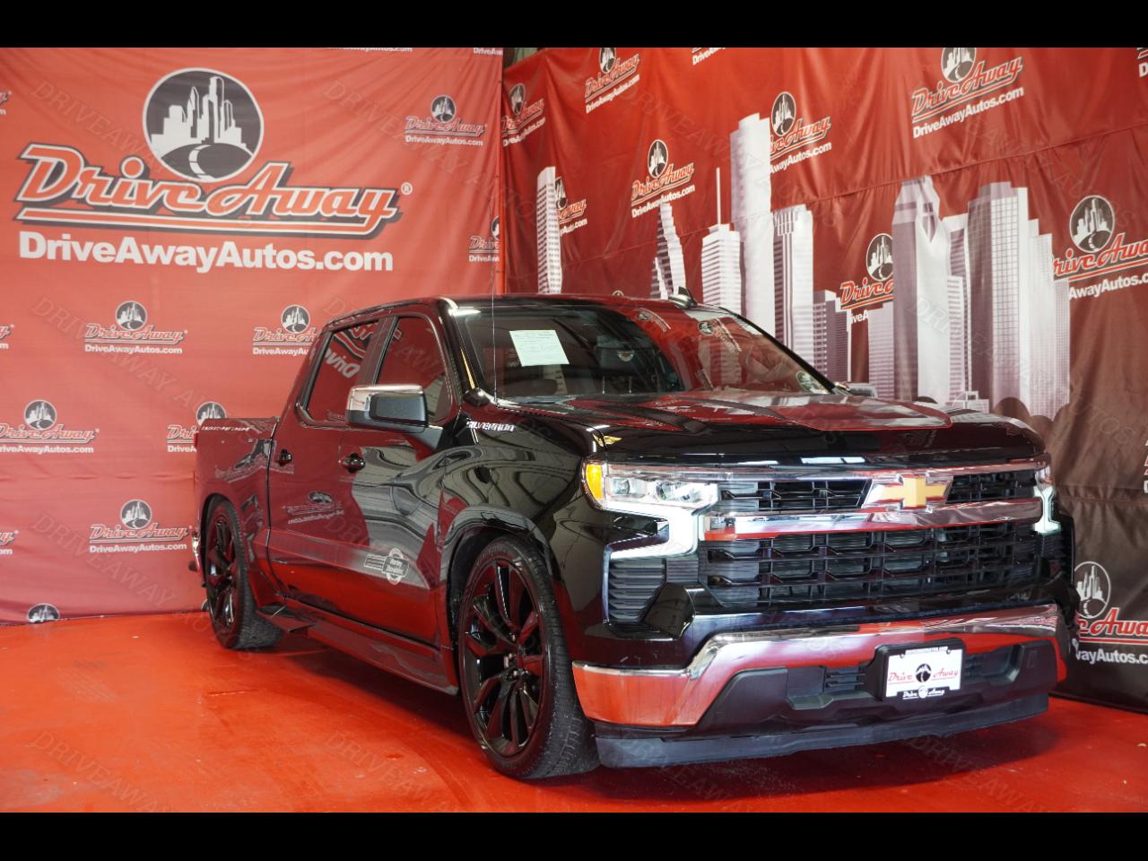 Chevrolet Silverado 1500 2WD Crew Cab 147" LT 2024