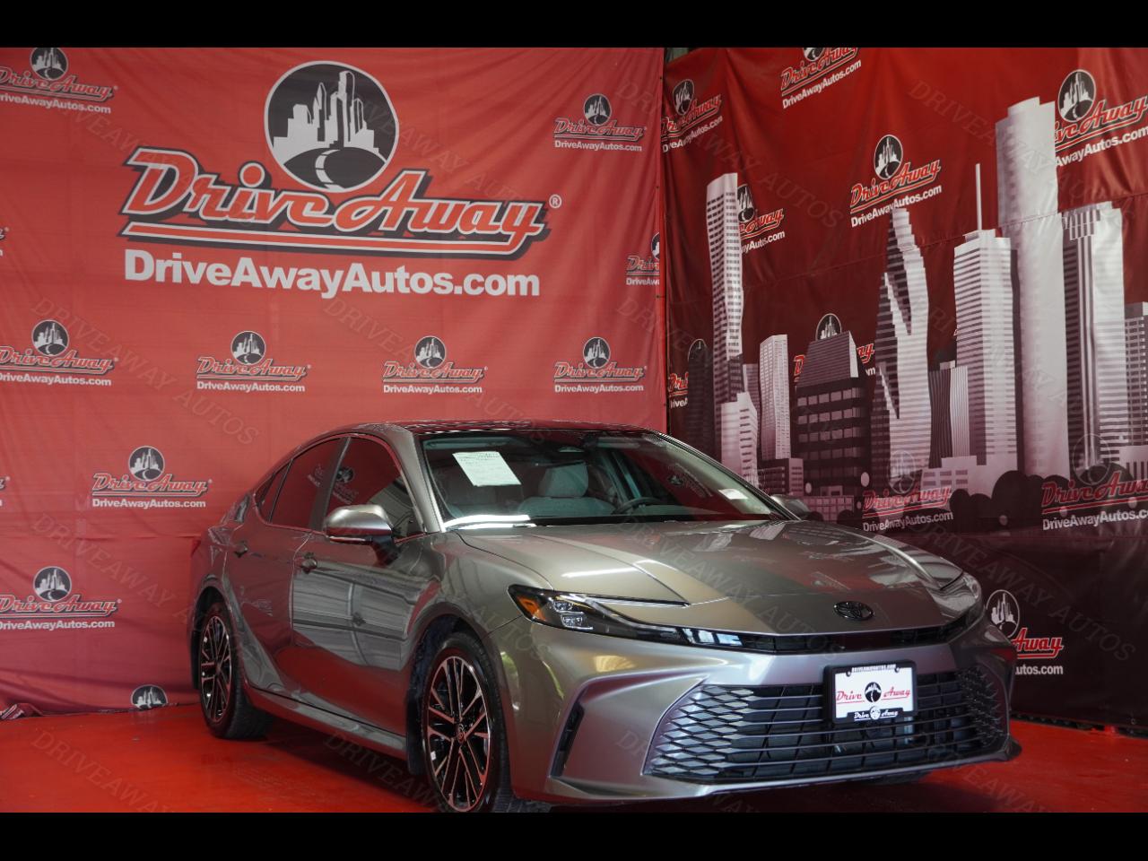 2025 Toyota Camry XLE (Natl)
