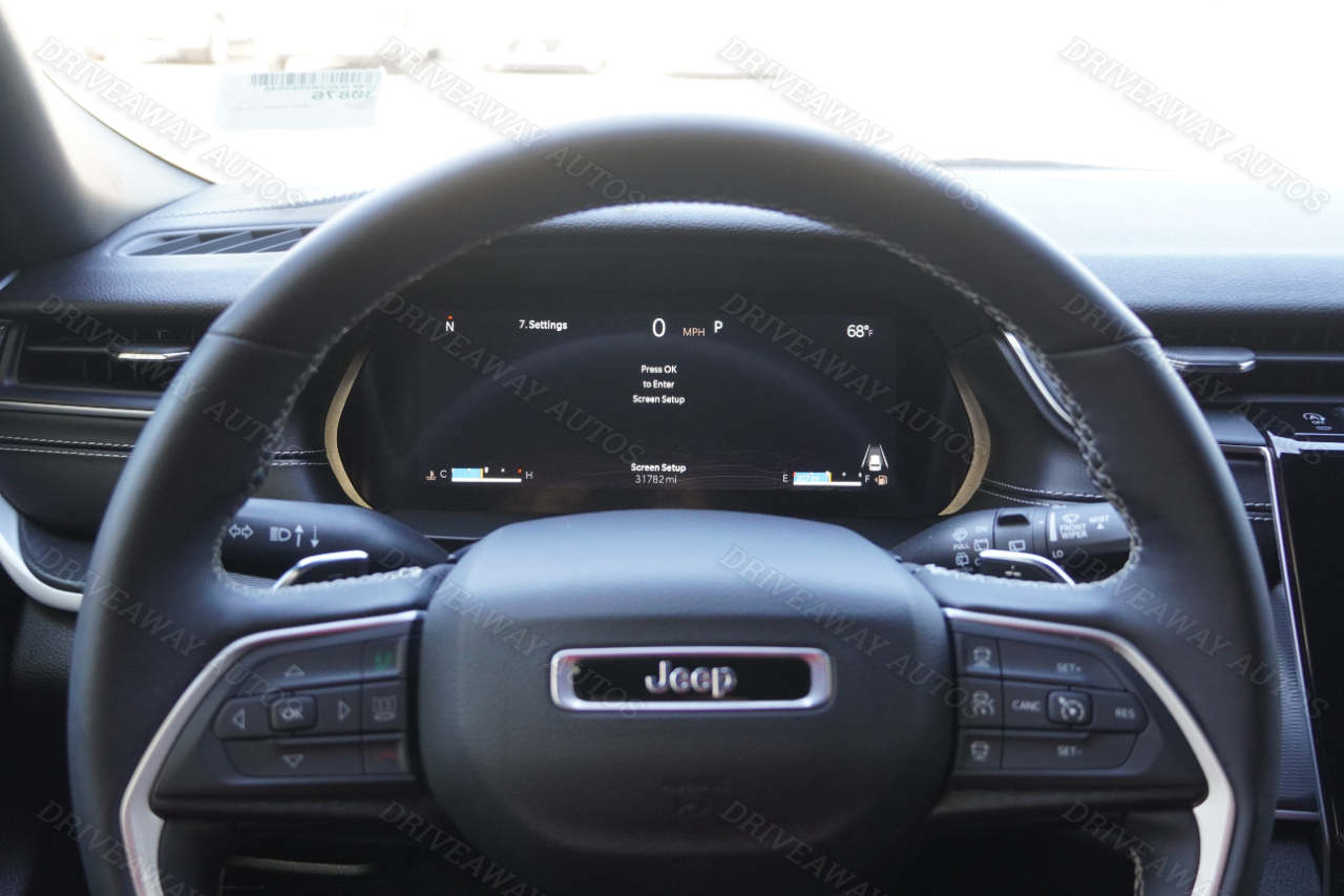 Jeep Grand Cherokee L Altitude 4x4 2024 Jeep Grand Cherokee L Altitude 4x4 2024