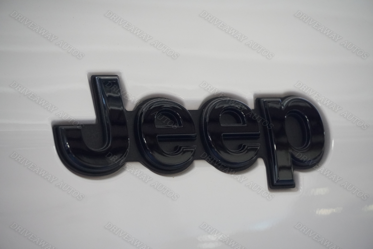 Jeep Grand Cherokee L Altitude 4x4 2024 Jeep Grand Cherokee L Altitude 4x4 2024