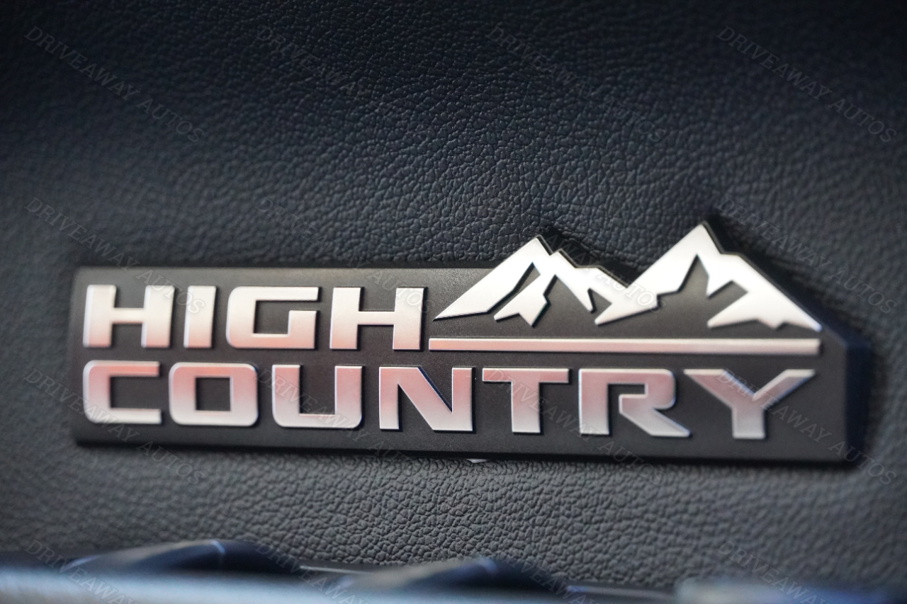 Chevrolet Silverado 1500 4WD Crew Cab 147" High Country 2022 Chevrolet Silverado 1500 4WD Crew Cab 147" High Country 2022