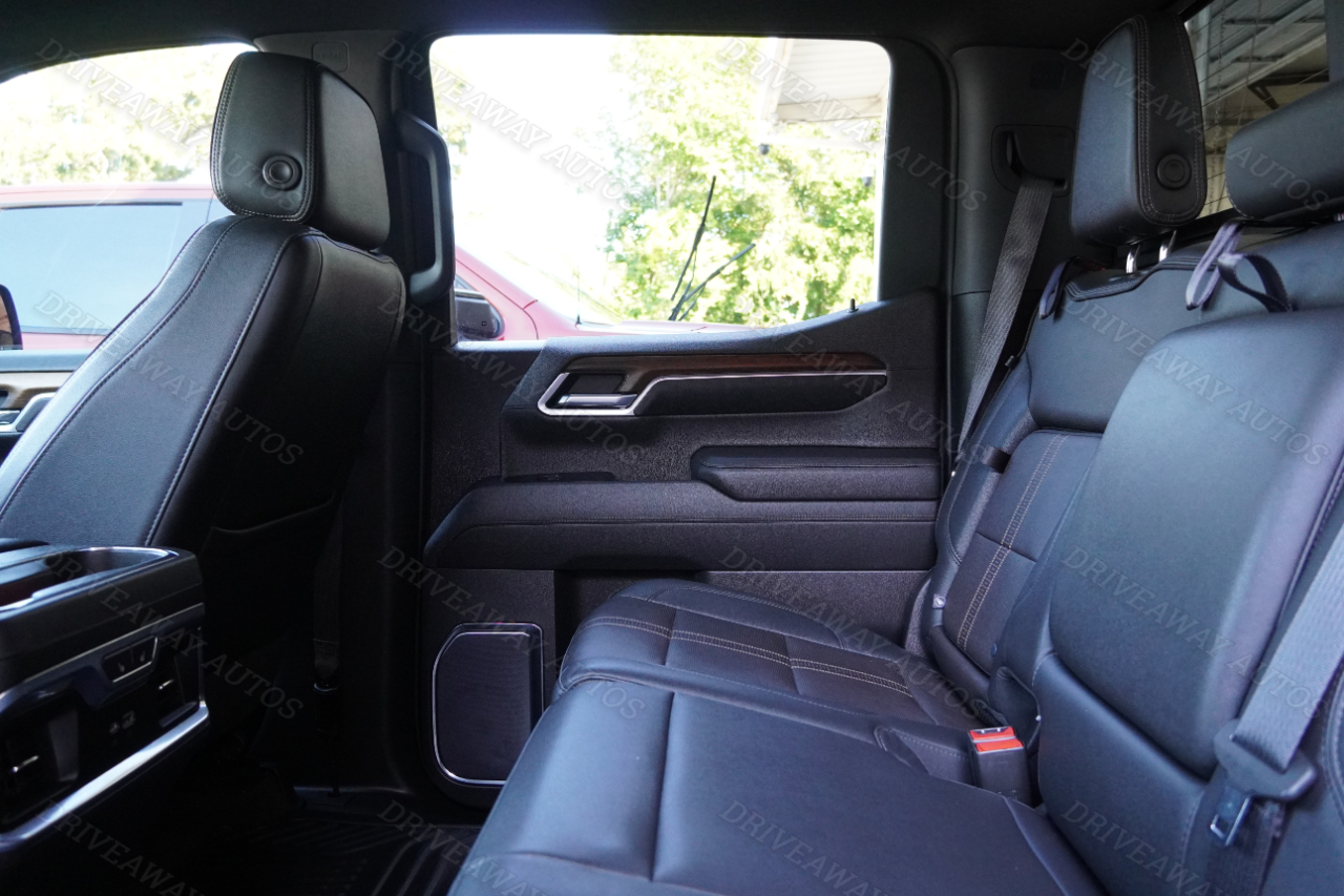 Chevrolet Silverado 1500 4WD Crew Cab 147" High Country 2022 Chevrolet Silverado 1500 4WD Crew Cab 147" High Country 2022