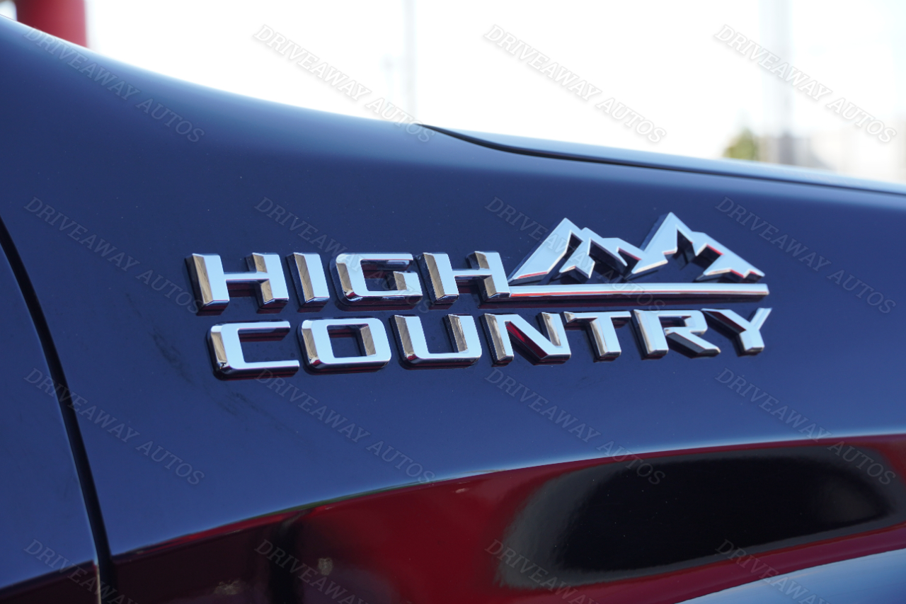 Chevrolet Silverado 1500 4WD Crew Cab 147" High Country 2022 Chevrolet Silverado 1500 4WD Crew Cab 147" High Country 2022