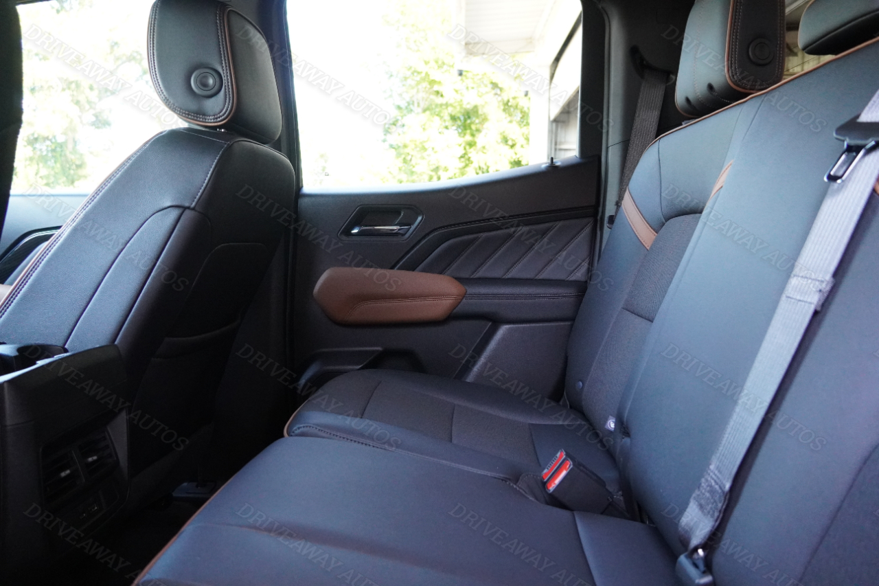 GMC Canyon 4WD Crew Cab AT4 2023 GMC Canyon 4WD Crew Cab AT4 2023