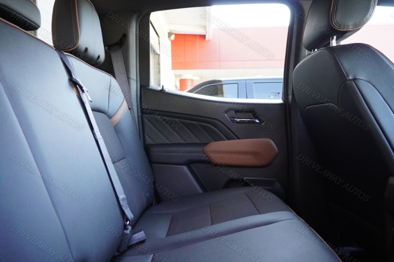 GMC Canyon 4WD Crew Cab AT4 2023 GMC Canyon 4WD Crew Cab AT4 2023