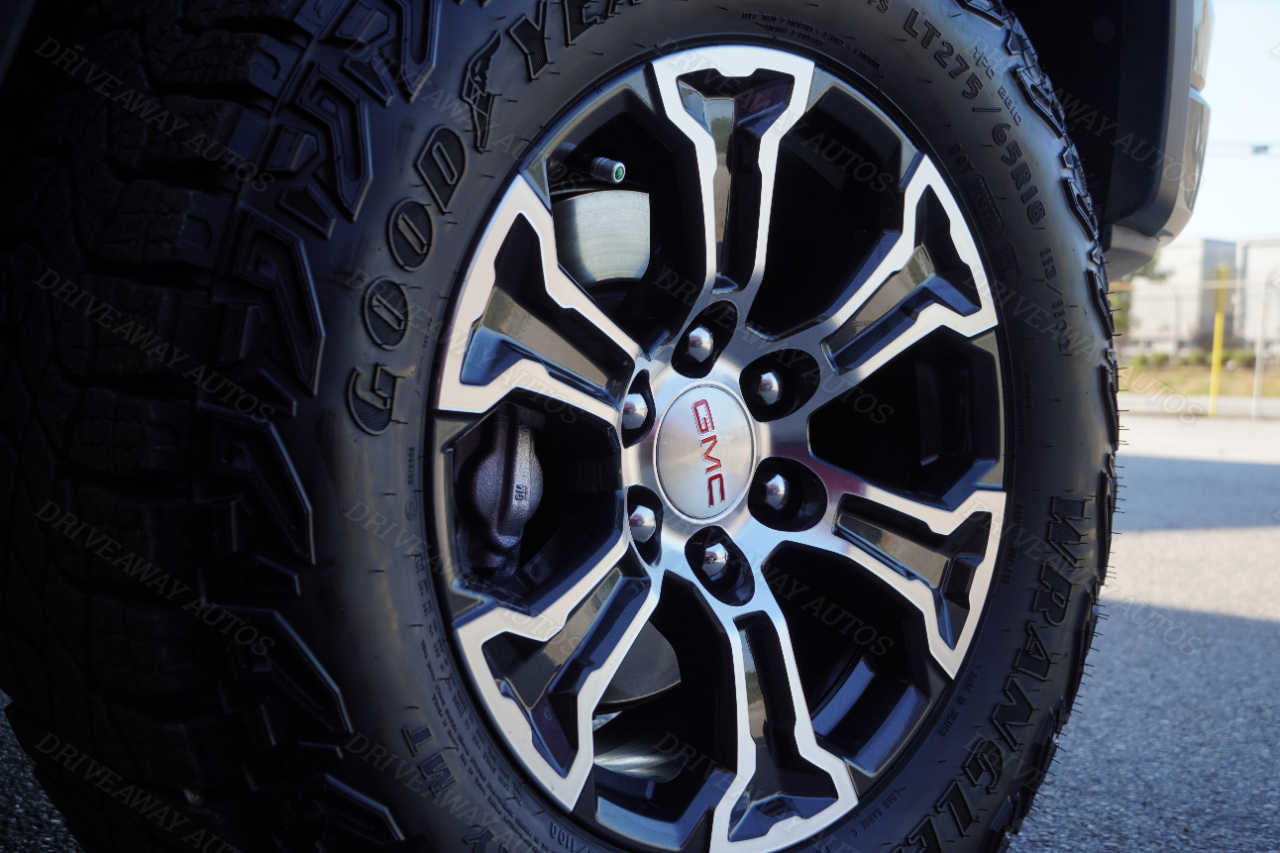 GMC Canyon 4WD Crew Cab AT4 2023 GMC Canyon 4WD Crew Cab AT4 2023