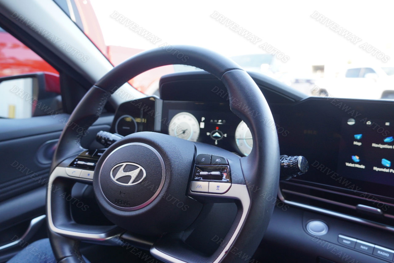 Hyundai Elantra Limited IVT 2024 Hyundai Elantra Limited IVT 2024