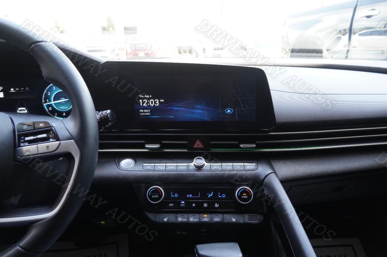 Hyundai Elantra Limited IVT 2024