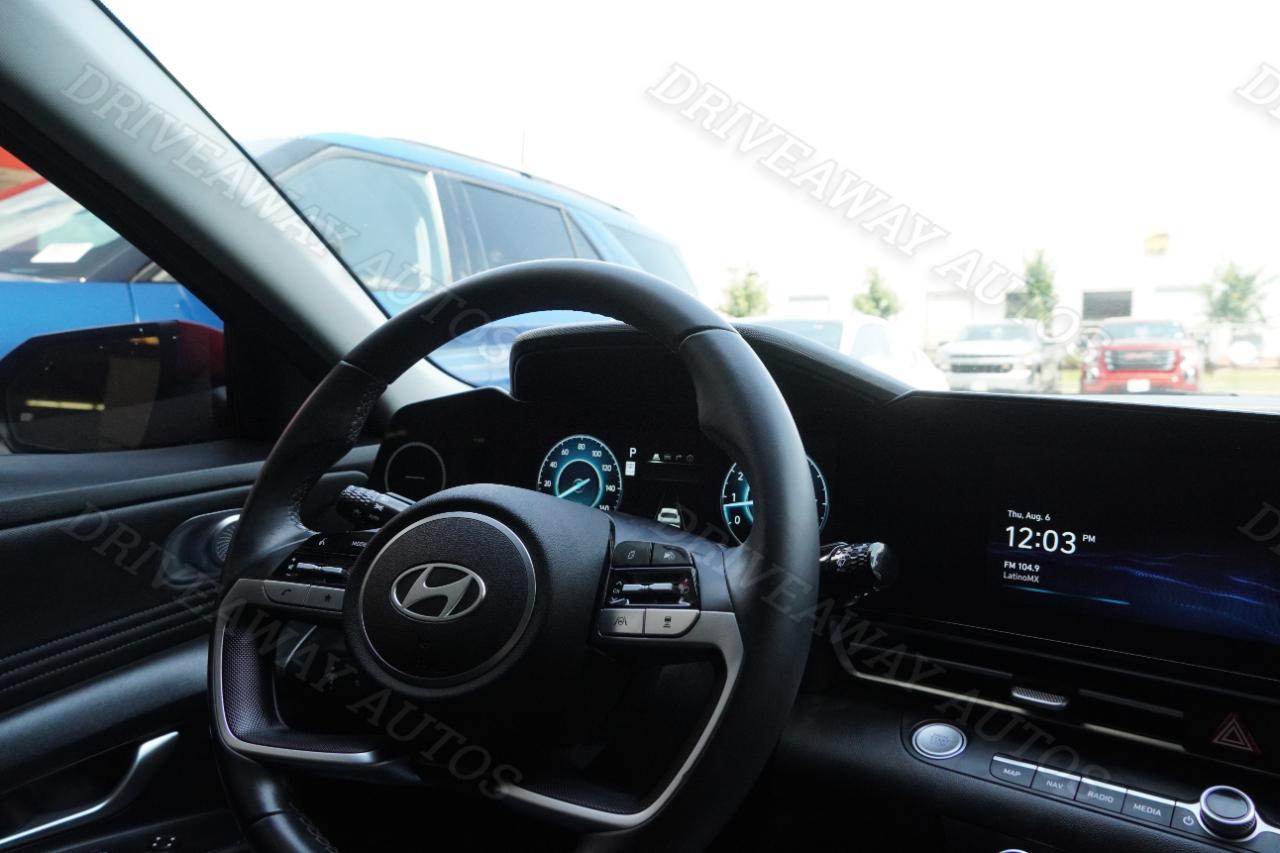 Hyundai Elantra Limited IVT 2024