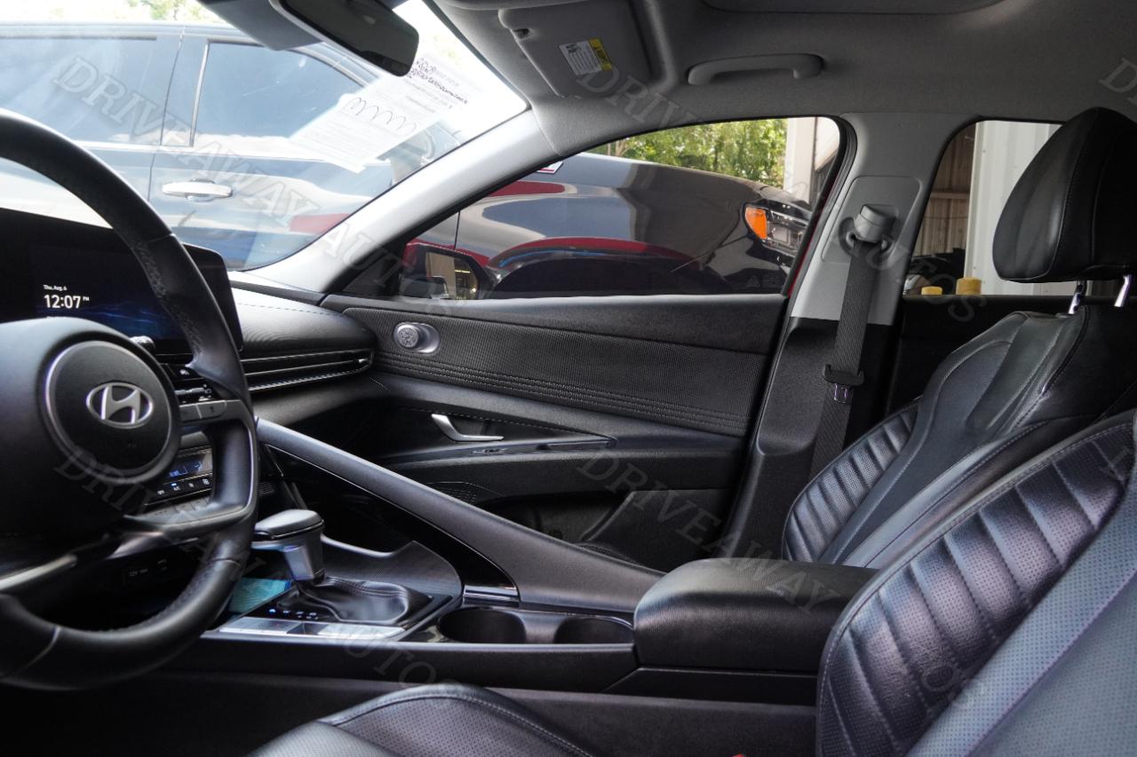 Hyundai Elantra Limited IVT 2024