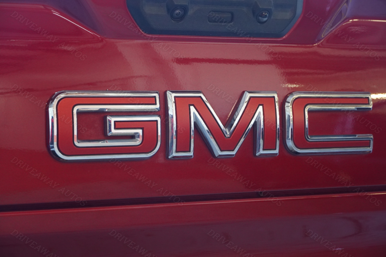 GMC Sierra 1500 4WD Crew Cab 147" AT4 2024 GMC Sierra 1500 4WD Crew Cab 147" AT4 2024