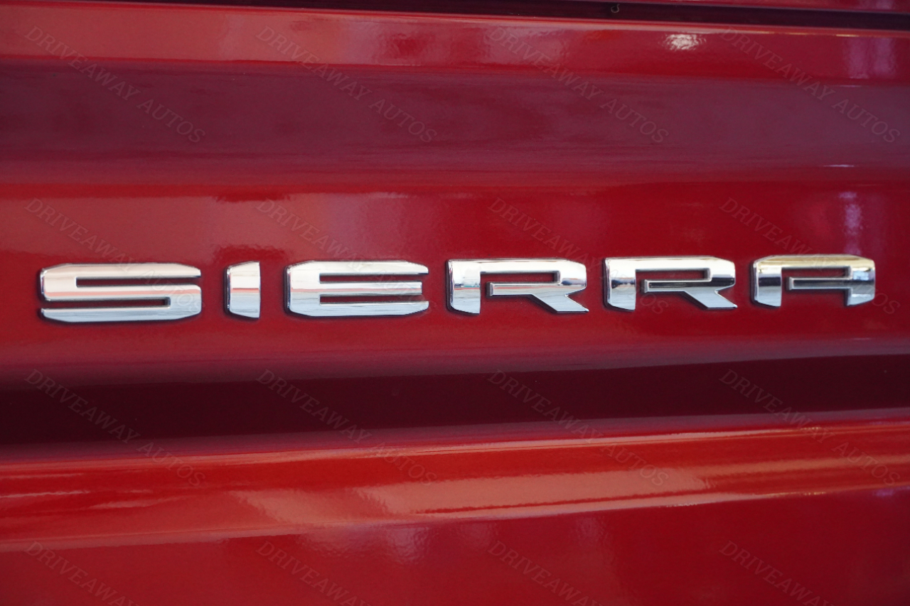 GMC Sierra 1500 4WD Crew Cab 147" AT4 2024 GMC Sierra 1500 4WD Crew Cab 147" AT4 2024