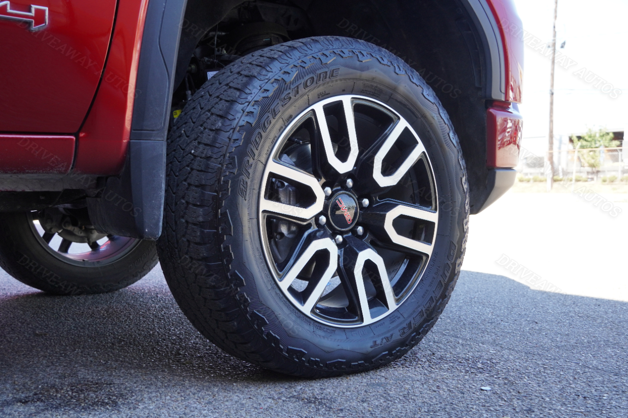 GMC Sierra 1500 4WD Crew Cab 147" AT4 2024 GMC Sierra 1500 4WD Crew Cab 147" AT4 2024