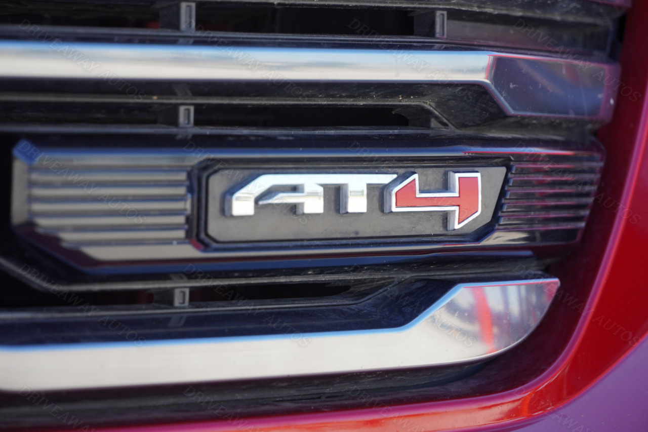 GMC Sierra 1500 4WD Crew Cab 147" AT4 2024 GMC Sierra 1500 4WD Crew Cab 147" AT4 2024