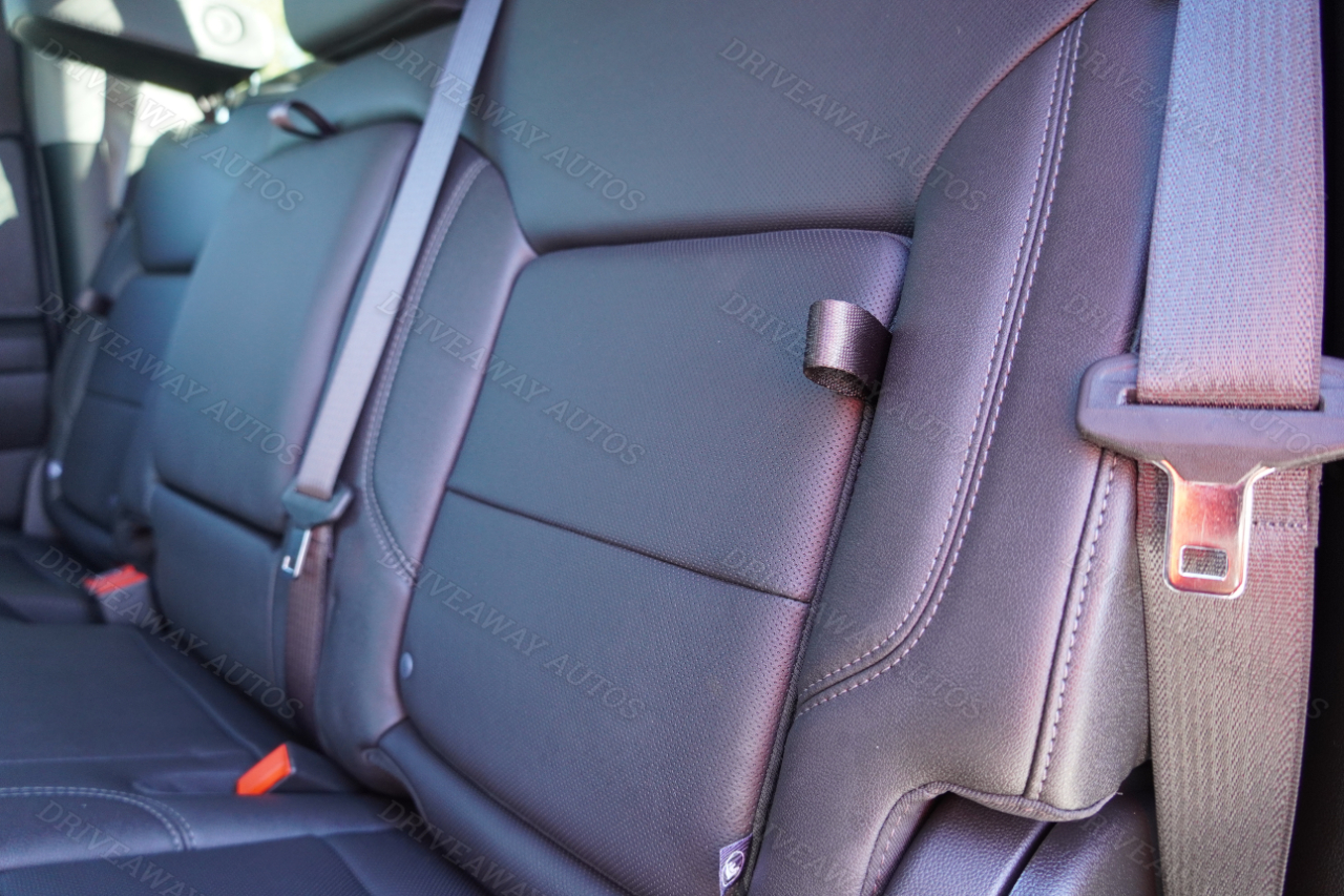 GMC Sierra 1500 4WD Crew Cab 147" SLT 2024