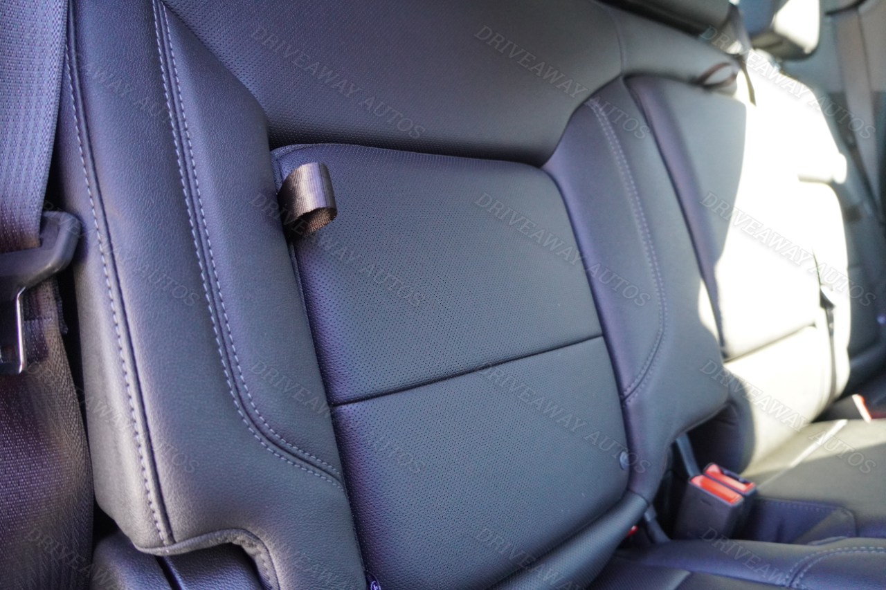 GMC Sierra 1500 4WD Crew Cab 147" SLT 2024