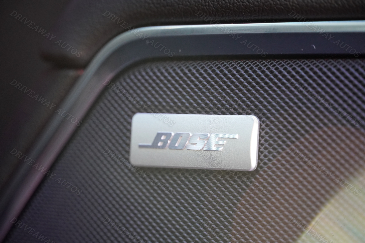 GMC Sierra 1500 4WD Crew Cab 147" SLT 2024