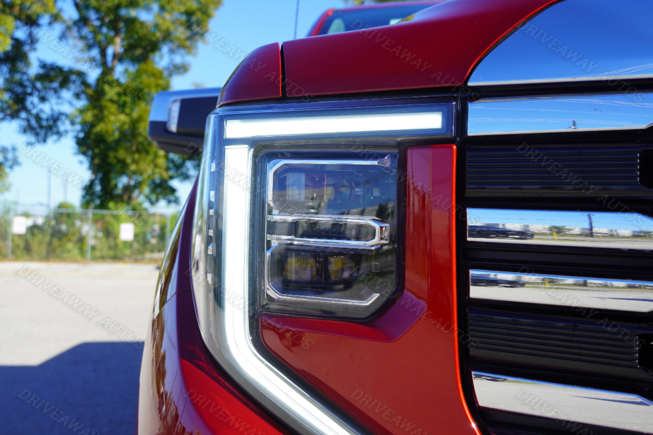 GMC Sierra 1500 4WD Crew Cab 147" SLT 2024