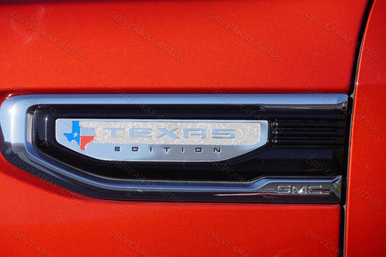 GMC Sierra 1500 4WD Crew Cab 147" SLT 2024