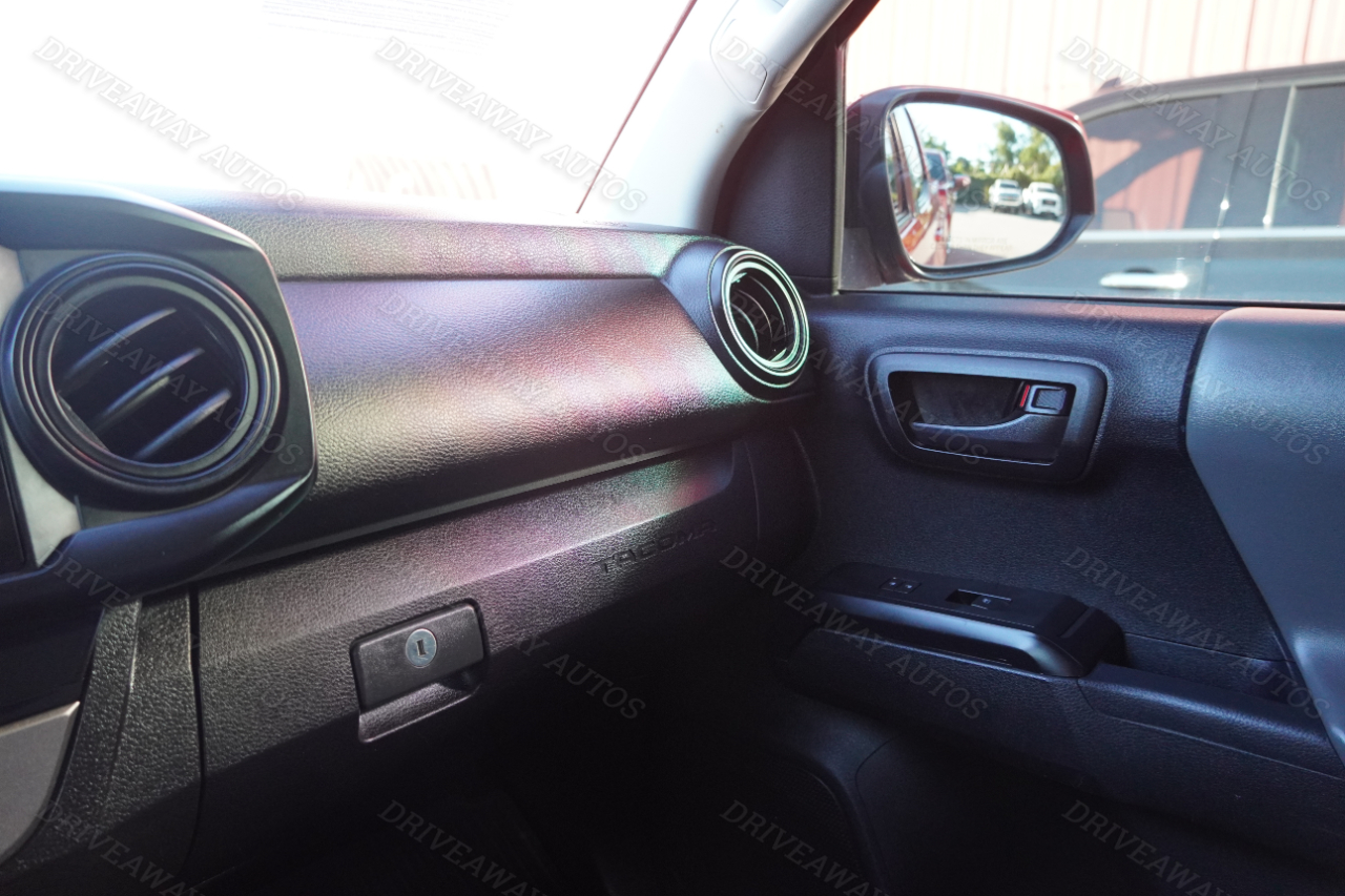 Toyota Tacoma 2WD SR5 Double Cab 5' Bed I4 AT (Natl) 2021