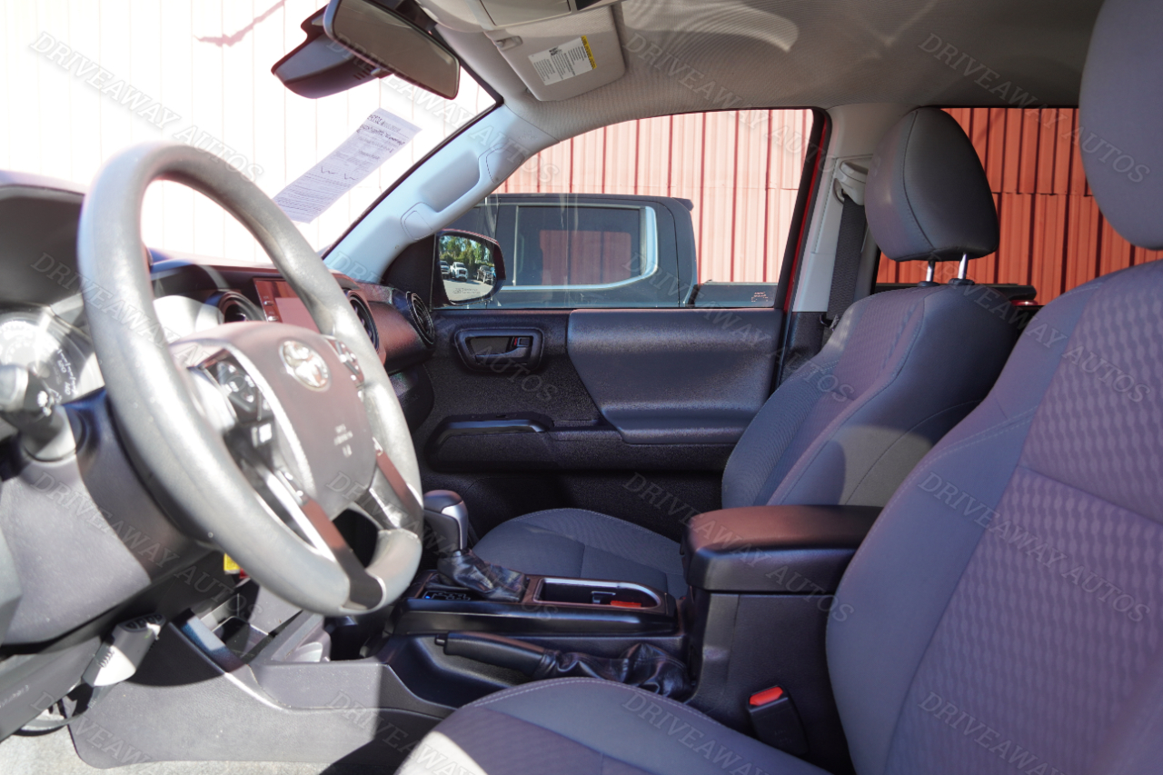 Toyota Tacoma 2WD SR5 Double Cab 5' Bed I4 AT (Natl) 2021