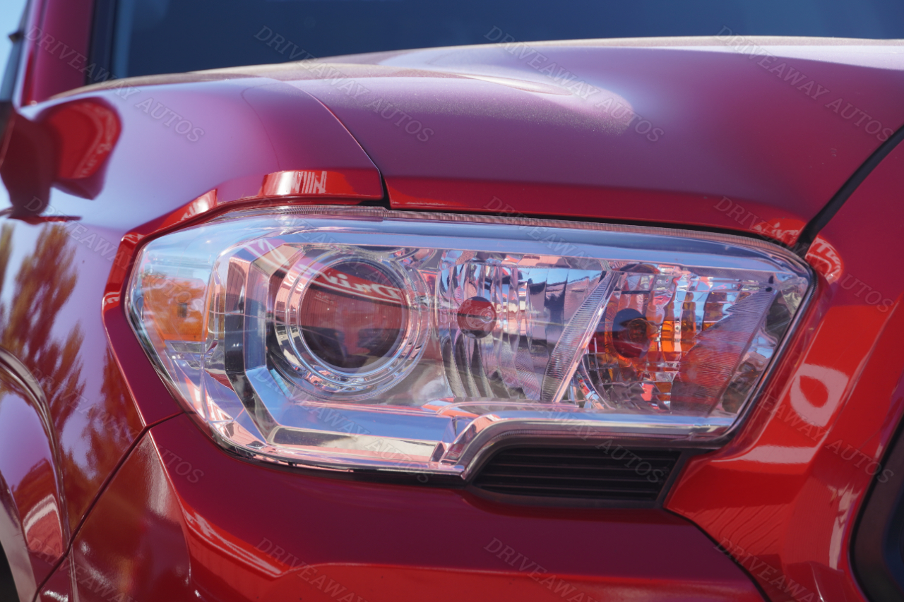 Toyota Tacoma 2WD SR5 Double Cab 5' Bed I4 AT (Natl) 2021