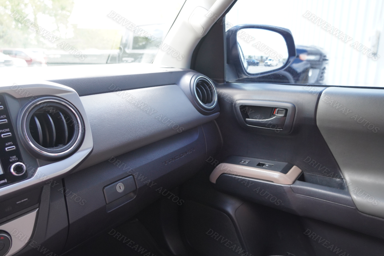 Toyota Tacoma 2WD TRD Off Road Double Cab 5' Bed V6 AT (Natl) 2021