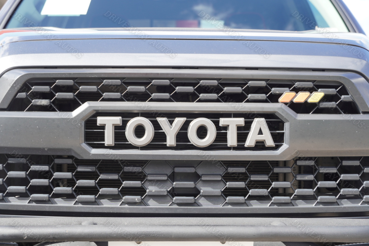 Toyota Tacoma 2WD TRD Off Road Double Cab 5' Bed V6 AT (Natl) 2021