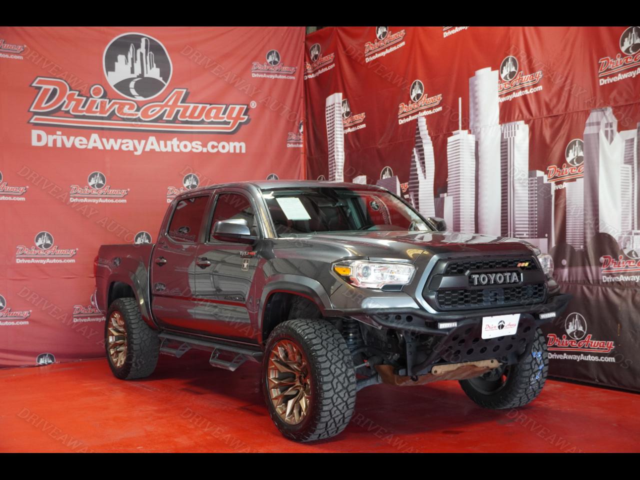 2021 Toyota Tacoma 2WD TRD Off Road Double Cab 5' Bed V6 AT (Natl)