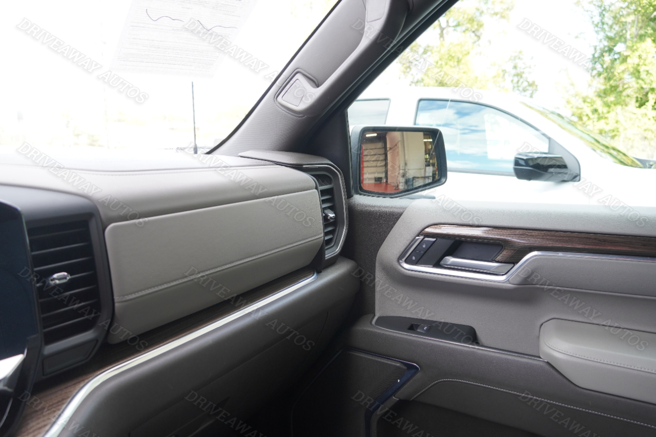 Chevrolet Silverado 1500 4WD Crew Cab 147" LT w/1LT 2023