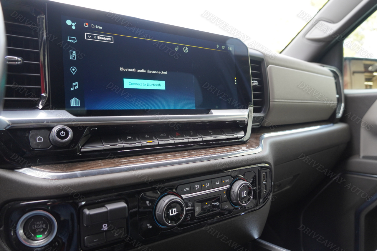 Chevrolet Silverado 1500 4WD Crew Cab 147" LT w/1LT 2023