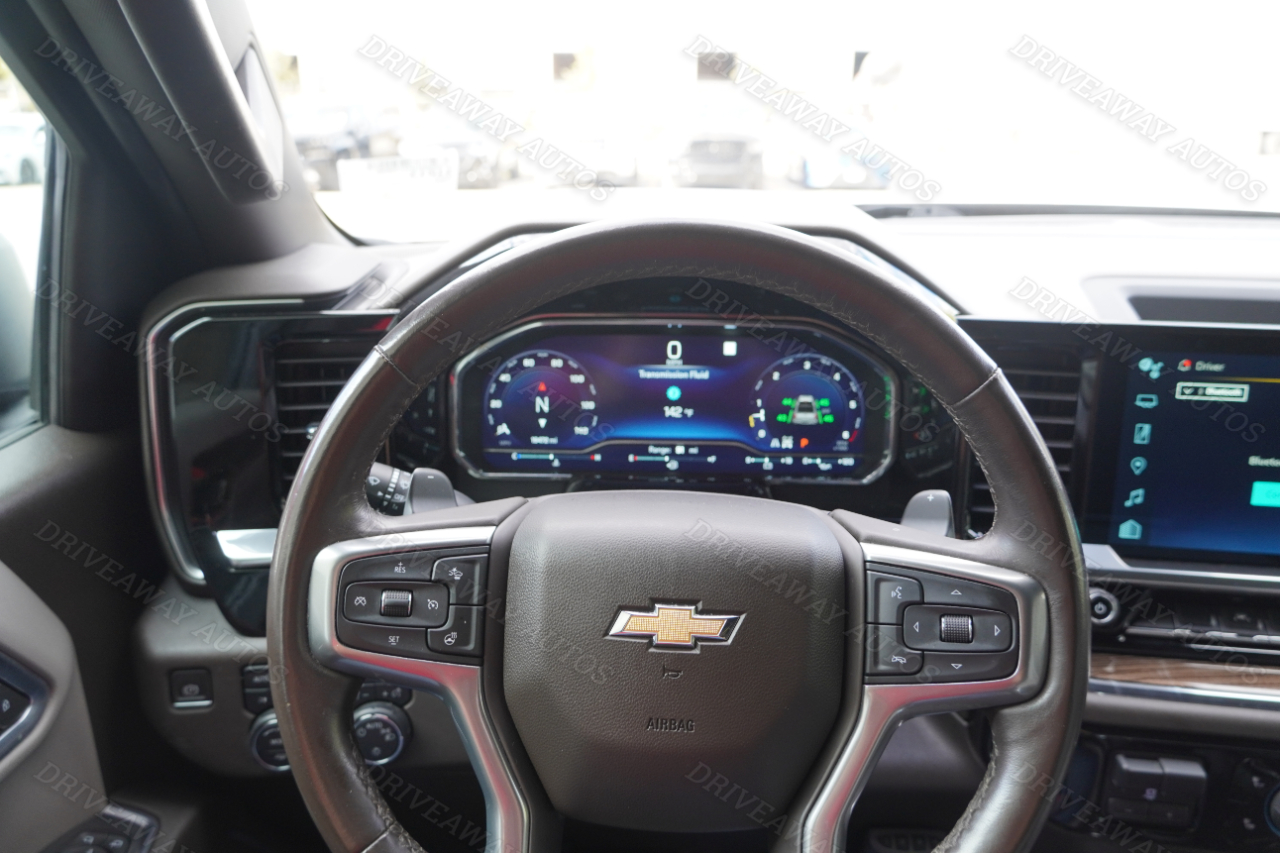 Chevrolet Silverado 1500 4WD Crew Cab 147" LT w/1LT 2023
