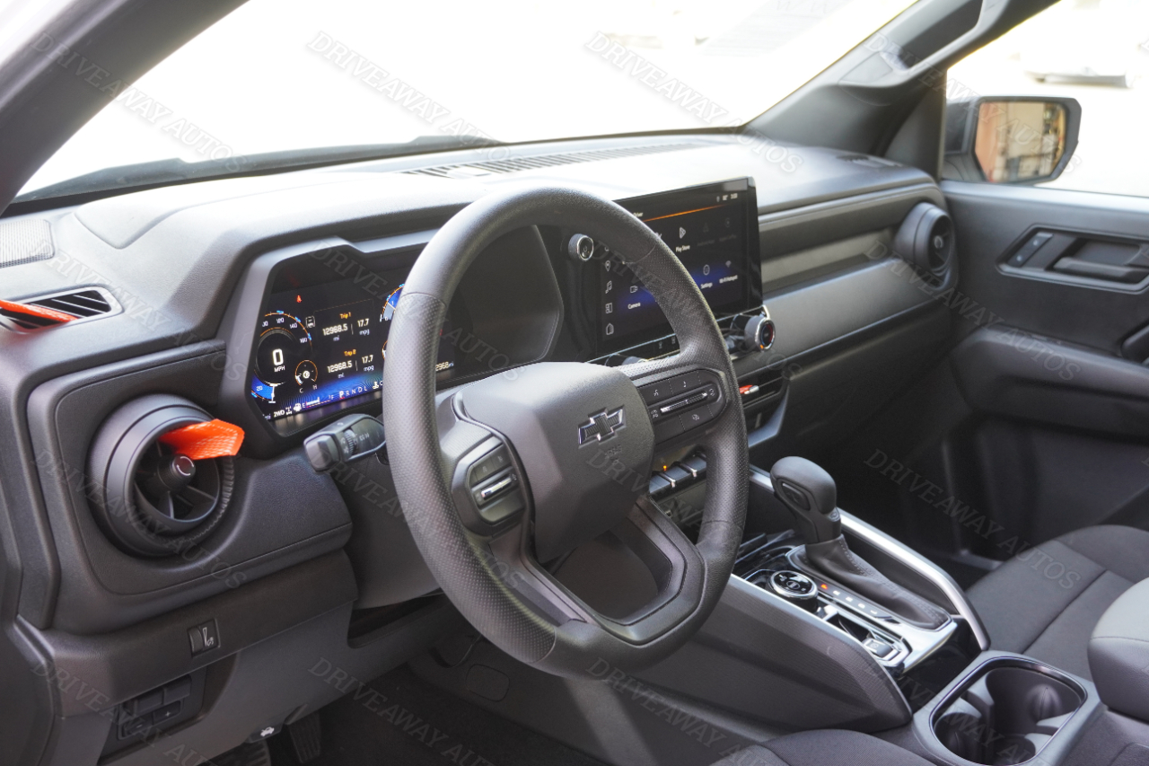 Chevrolet Colorado 4WD Crew Cab Trail Boss 2024