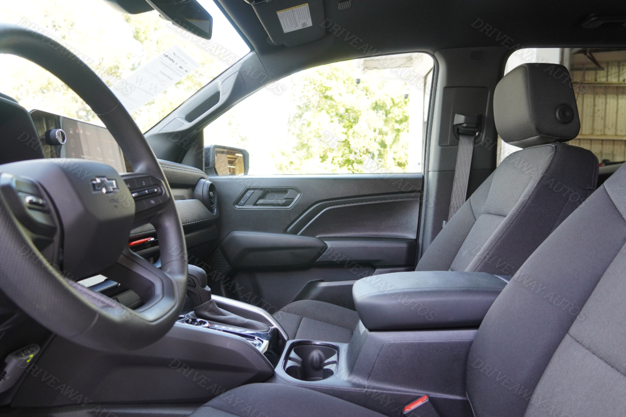 Chevrolet Colorado 4WD Crew Cab Trail Boss 2024