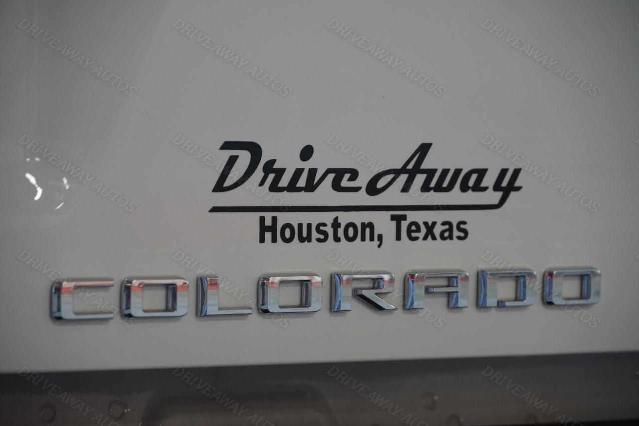 Chevrolet Colorado 4WD Crew Cab Trail Boss 2024