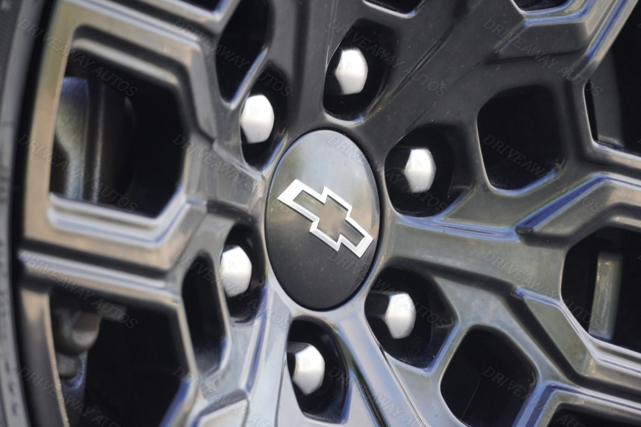 Chevrolet Colorado 4WD Crew Cab Trail Boss 2024