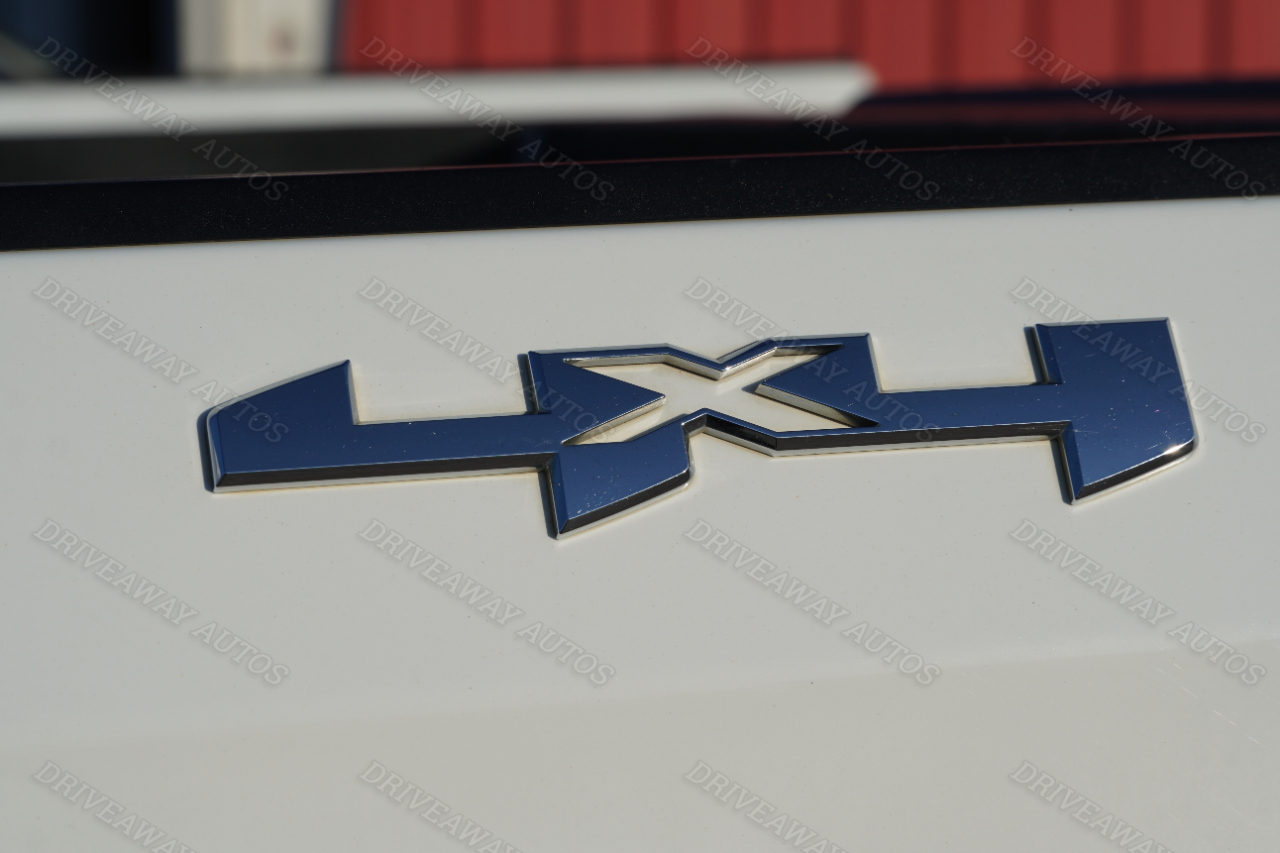 GMC Sierra 1500 4WD Crew Cab 147" SLT 2021