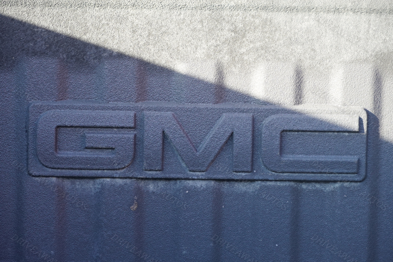 GMC Sierra 1500 4WD Crew Cab 147" SLT 2021