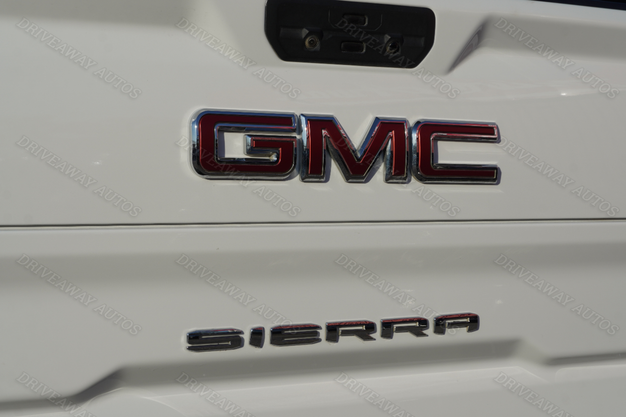 GMC Sierra 1500 4WD Crew Cab 147" SLT 2021